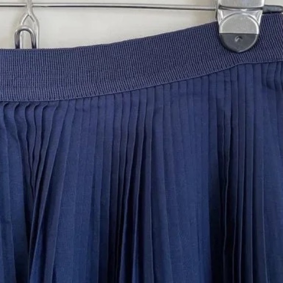 Dip Blue Pleated Midi Skirt with Stripes Size XL - Picture 2 of 8